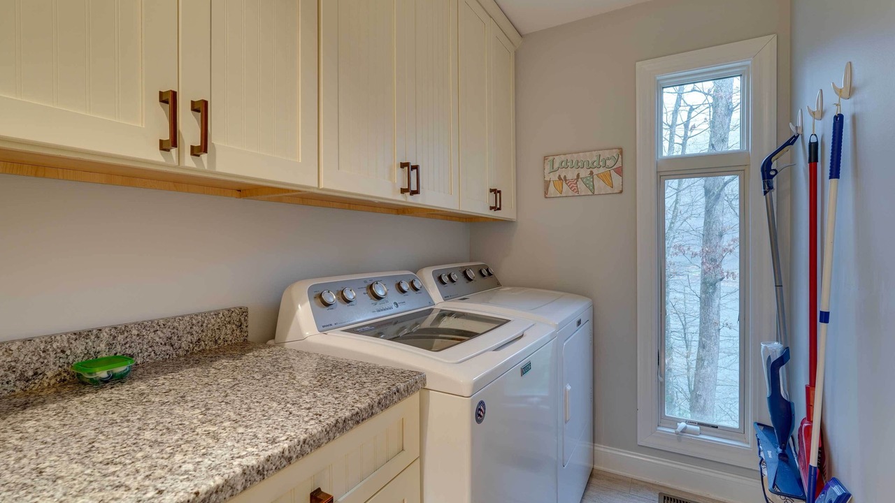 Photo of Bedroom in Butler