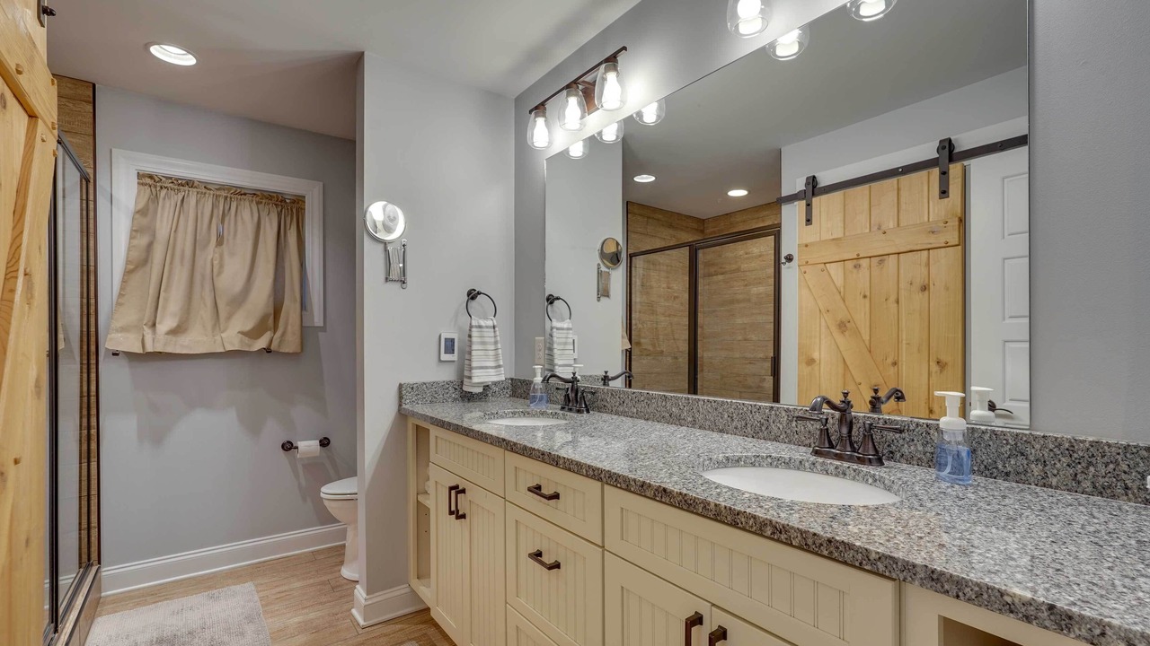 Photo of Bathroom in Butler