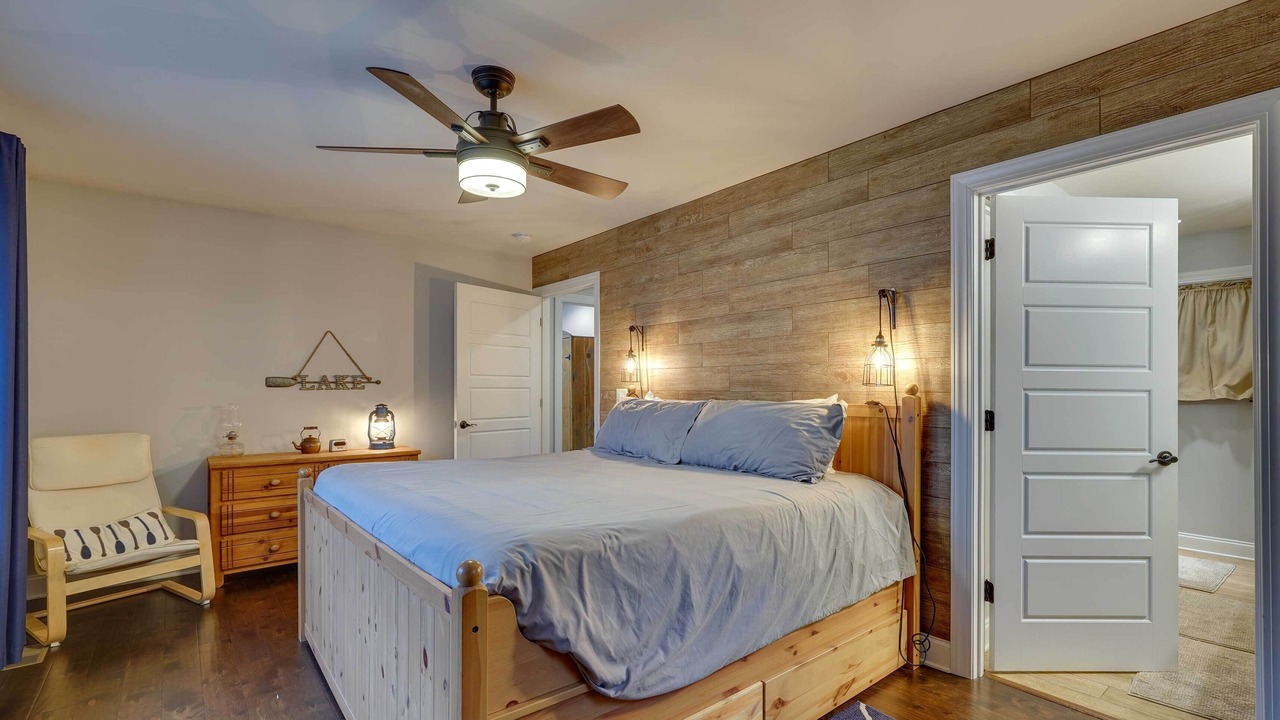 Photo of Bedroom in Butler