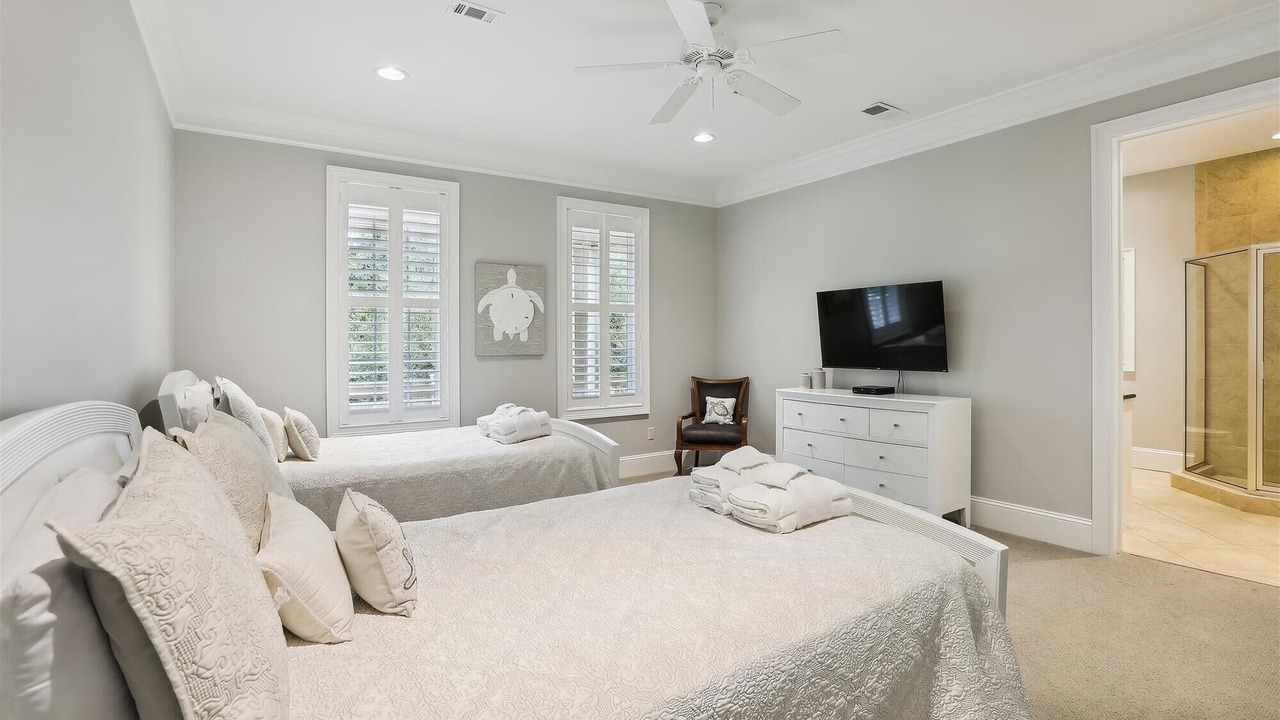 Photo of Bedroom in Palmetto Dunes