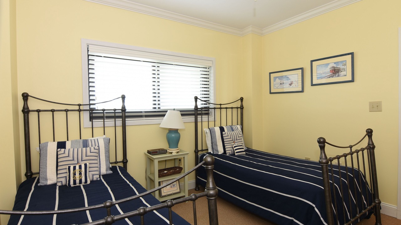 Photo of Bedroom in Shell Island