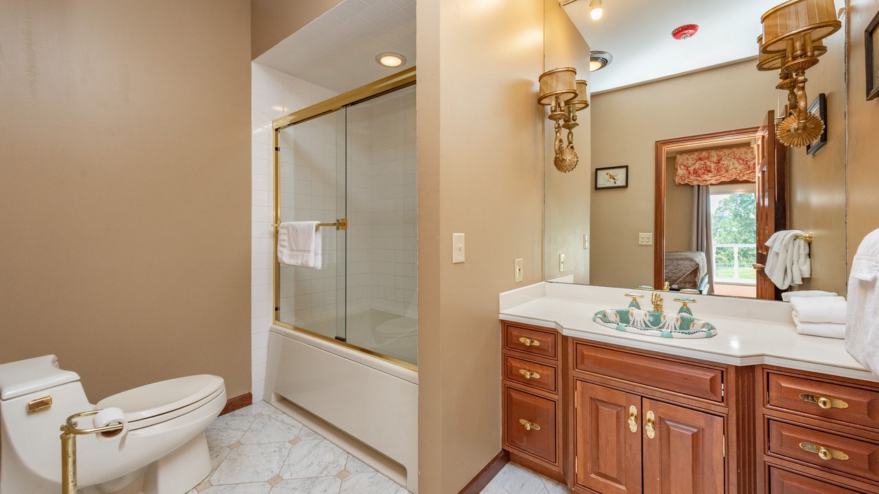 Photo of Bathroom in Crellin