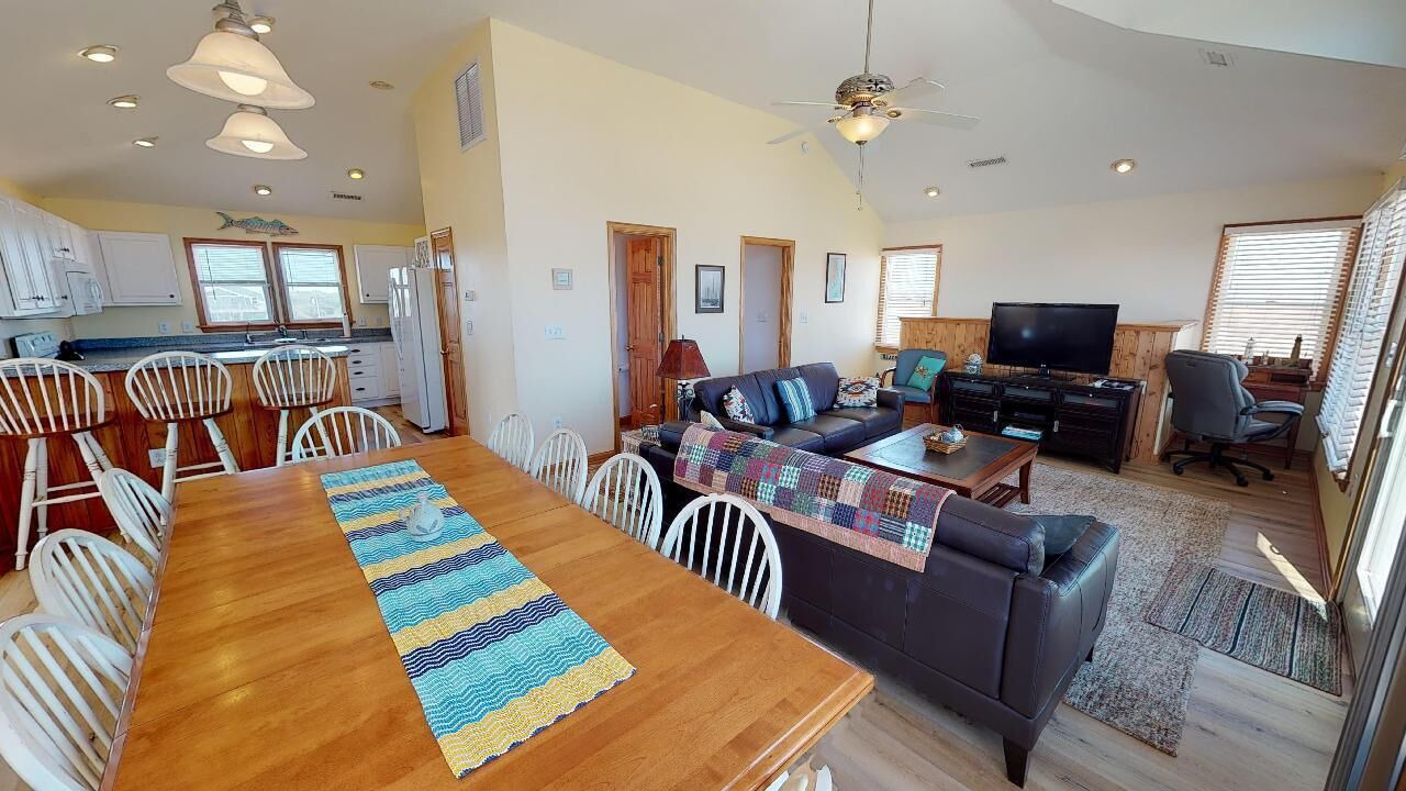 Photo of Bedroom in Corolla