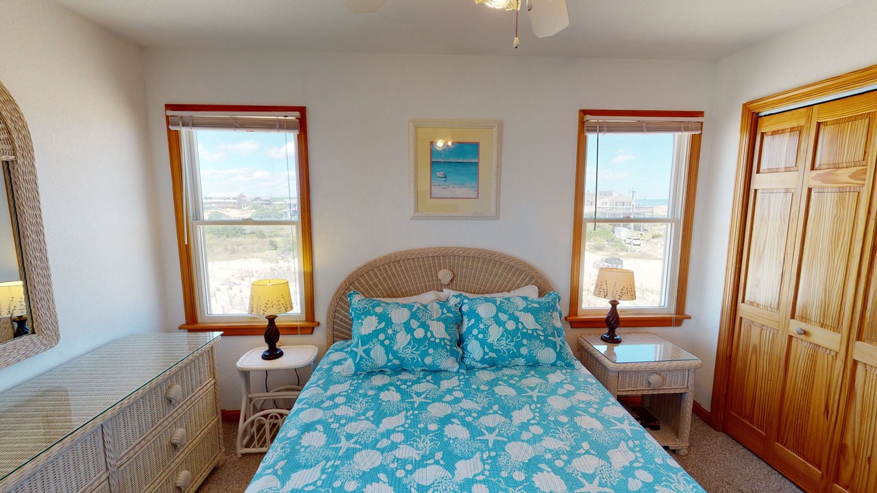 Photo of Bedroom in Corolla