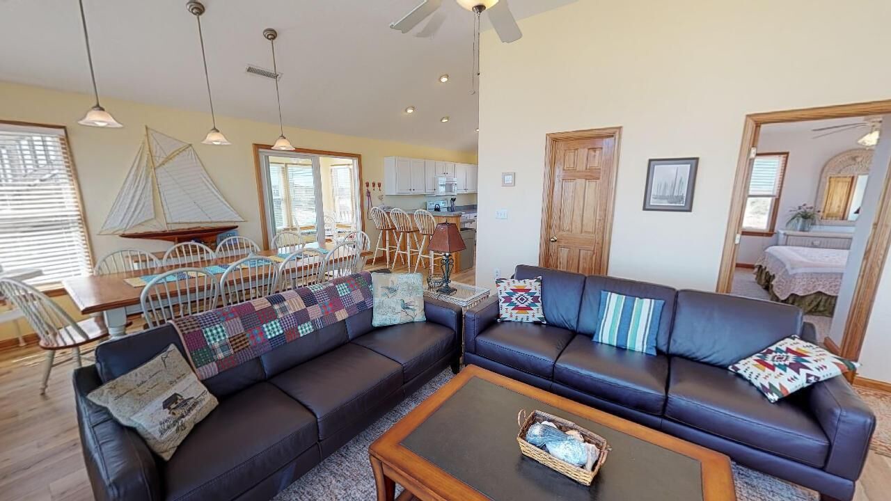 Photo of Bedroom in Corolla