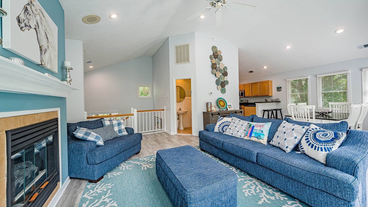 Photo of Bedroom in Corolla