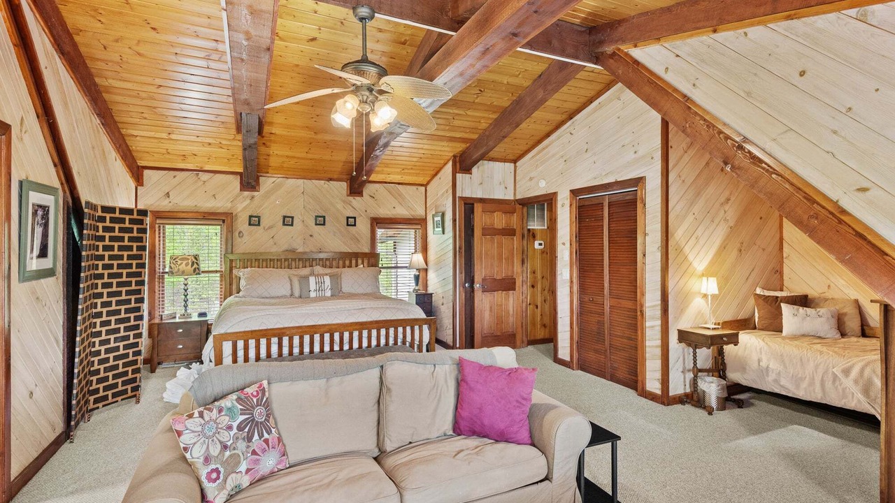 Photo of Bedroom in Banner Elk