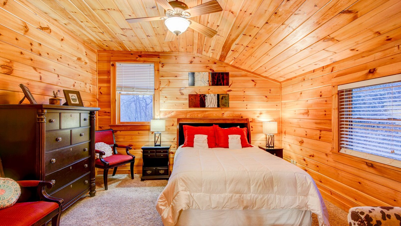 Photo of Bedroom in Boone