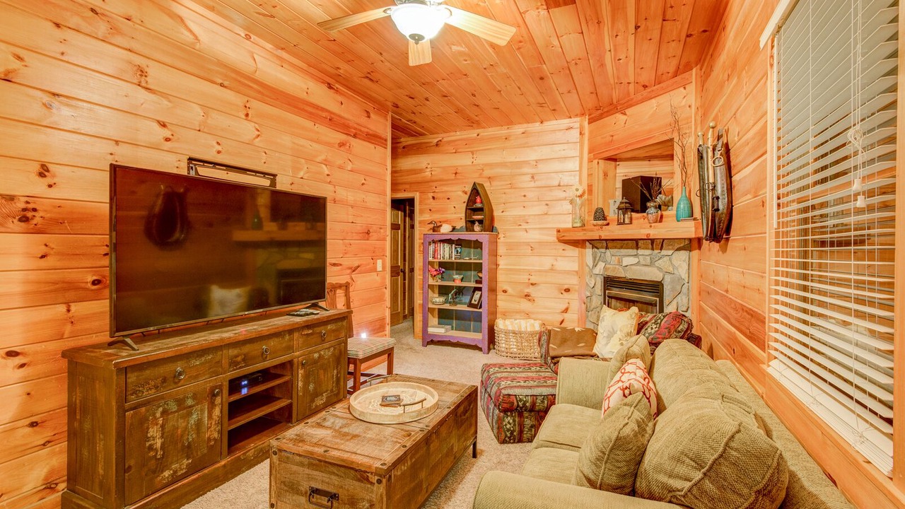 Photo of Livingroom in Boone