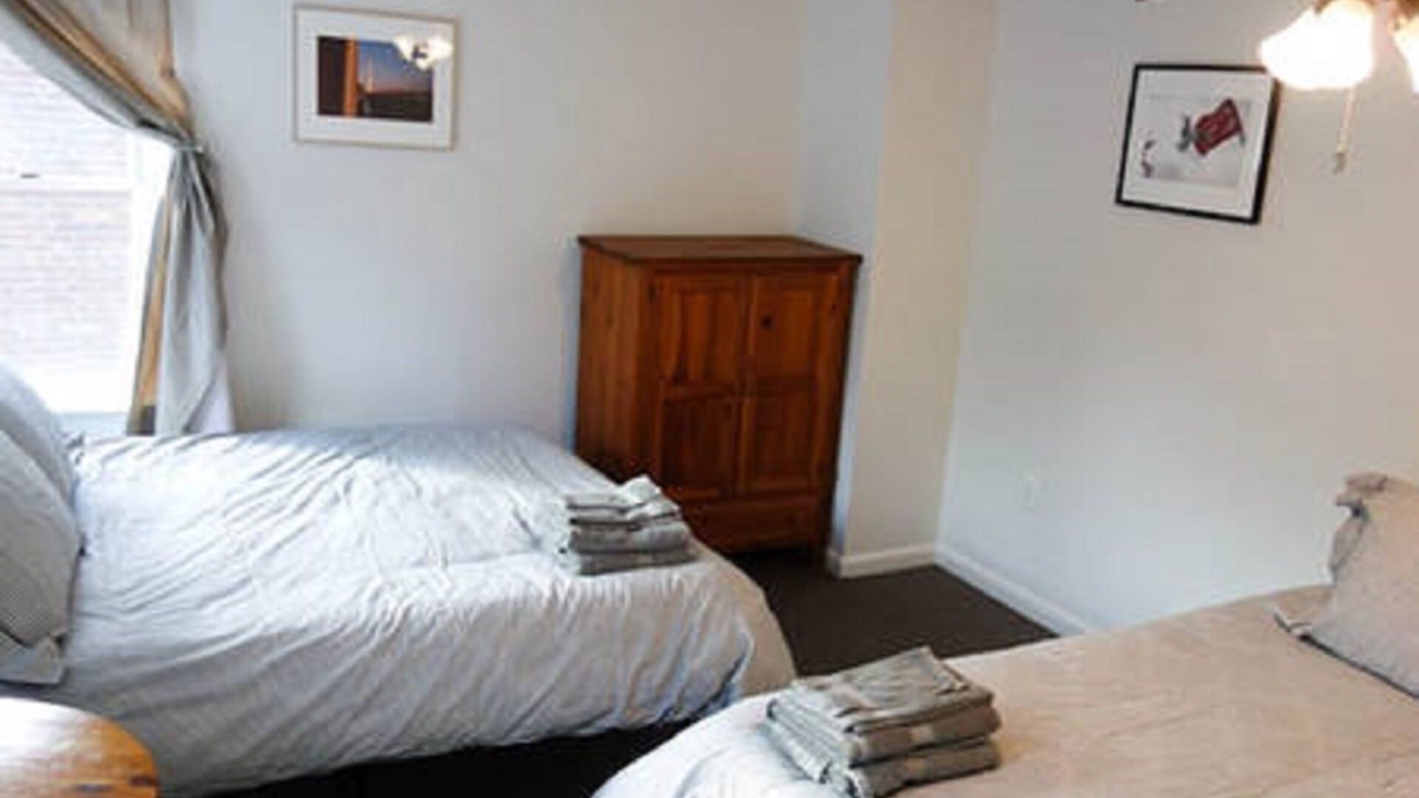 Photo of Bedroom in Barre Circle