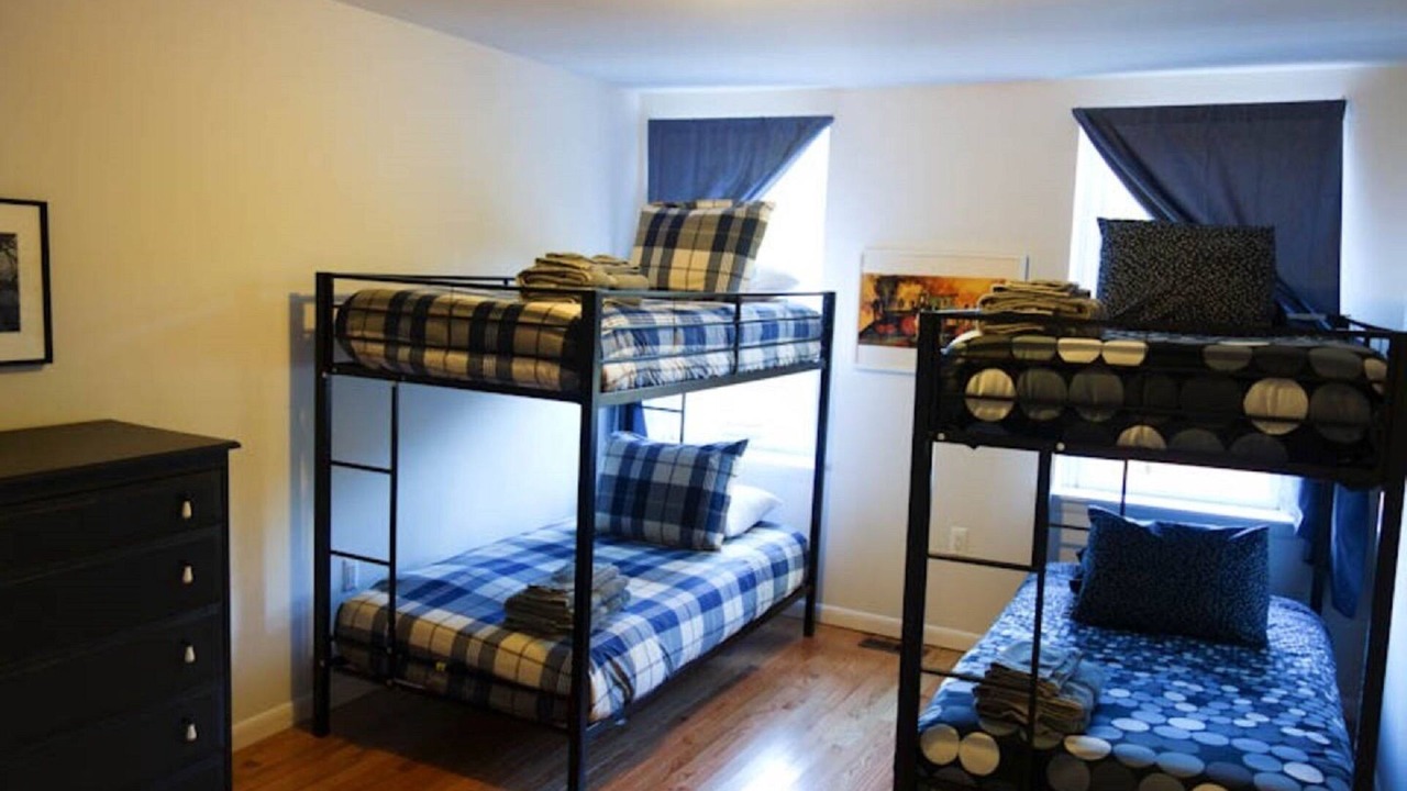 Photo of Bedroom in Barre Circle