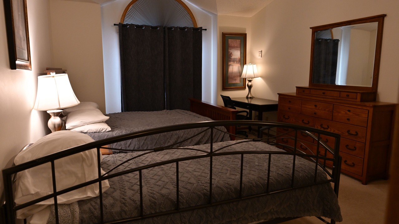 Photo of Bedroom in Urbandale