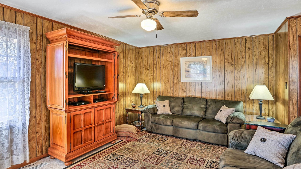 Photo of Livingroom in Lake Waccamaw