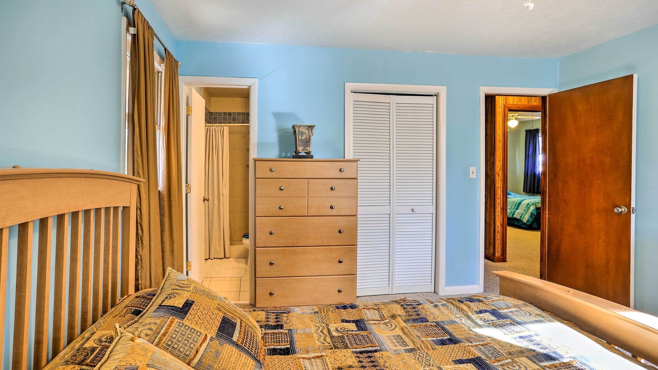 Photo of Bedroom in Lake Waccamaw