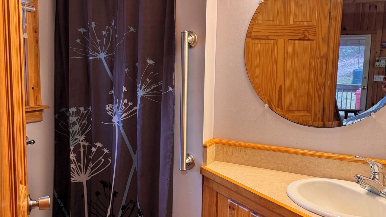 Photo of Bathroom in Tigerville