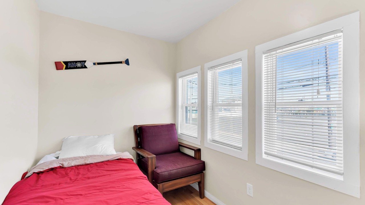 Photo of Bedroom in Seaside Heights