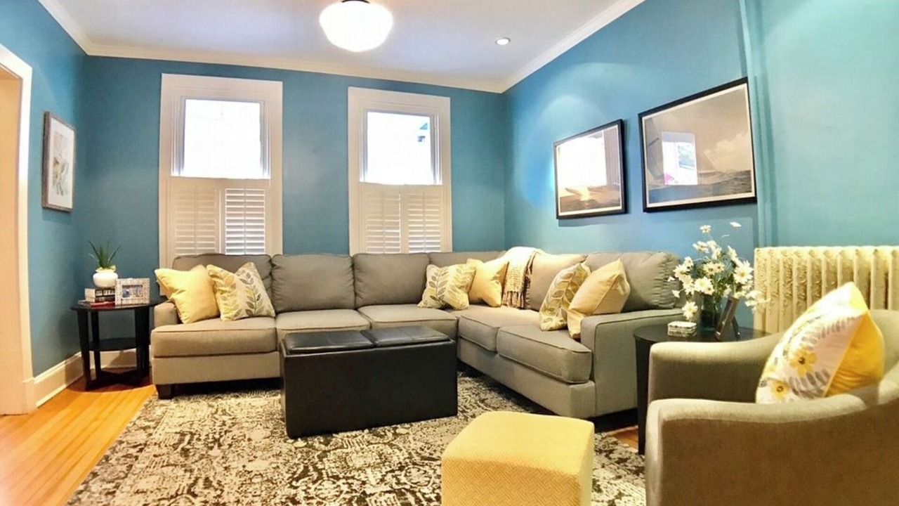 Photo of Livingroom in Historic District