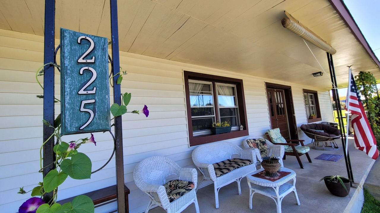 Photo of Patio Balcony in Shady Valley