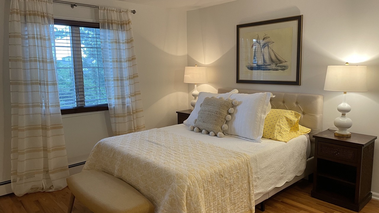 Photo of Bedroom in Manasquan