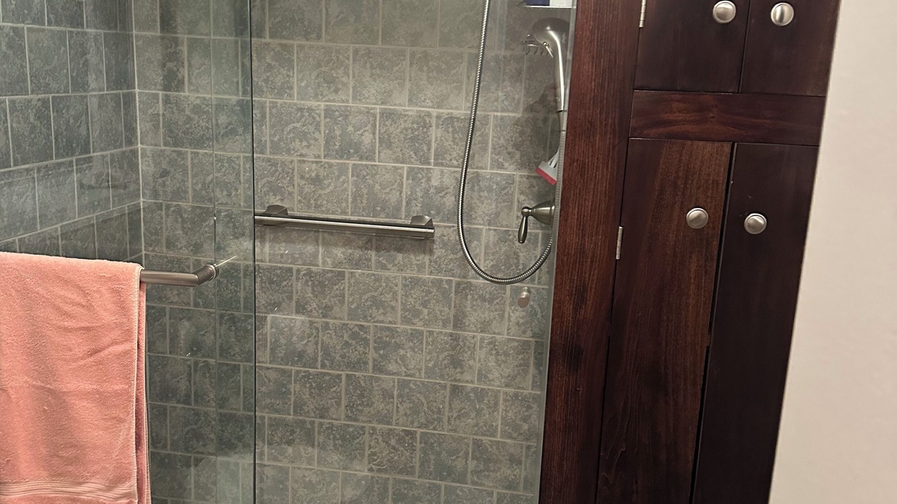 Photo of Bathroom in Ortley Beach