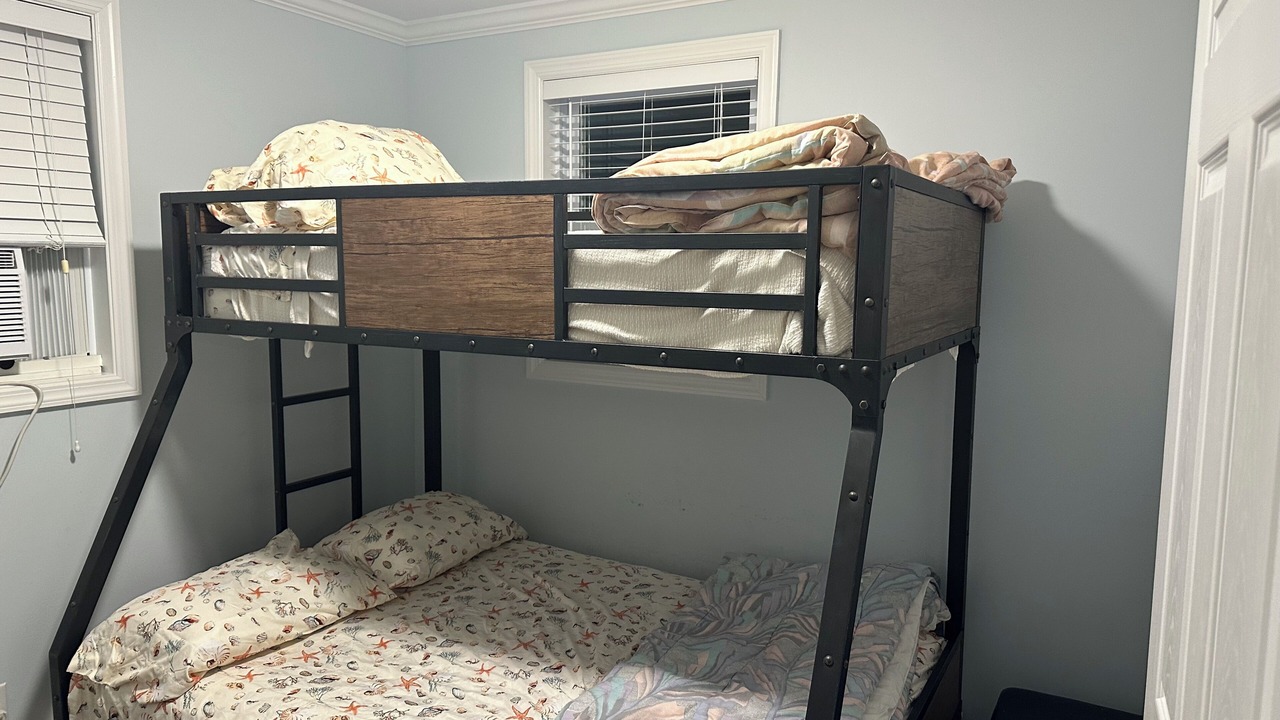 Photo of Bedroom in Ortley Beach