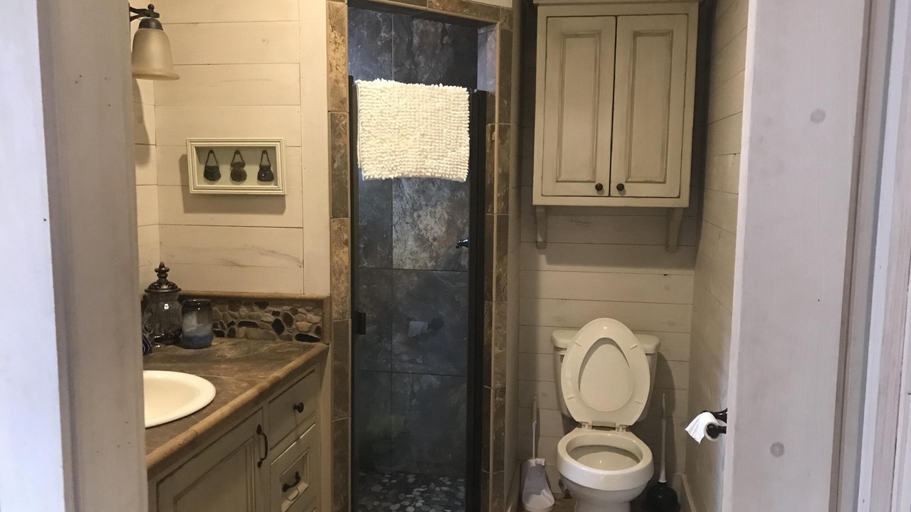 Photo of Bathroom in Alexander City
