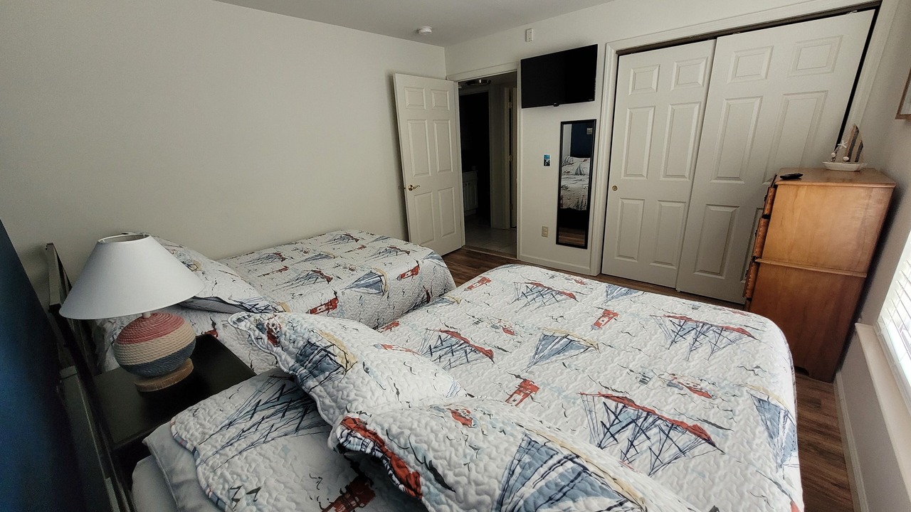 Photo of Bedroom in Seaside Heights