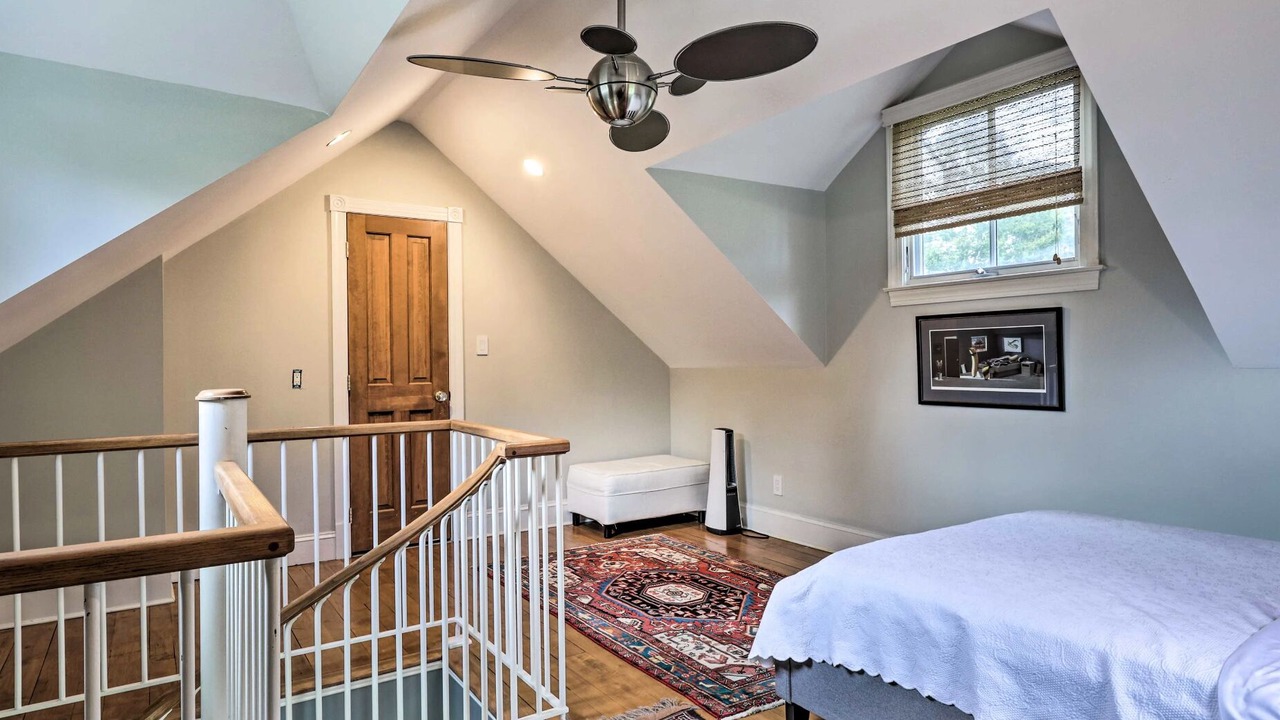 Photo of Bedroom in Beallsville