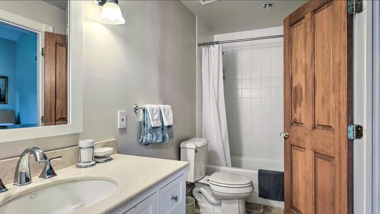 Photo of Bathroom in Beallsville