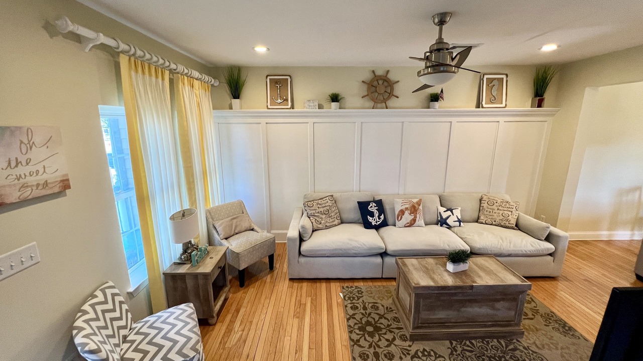 Photo of Livingroom in Beach Haven