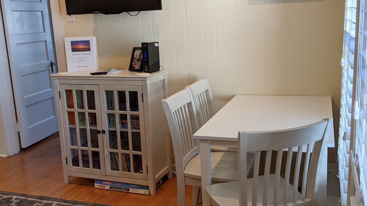 Photo of Livingroom in North Beach Haven