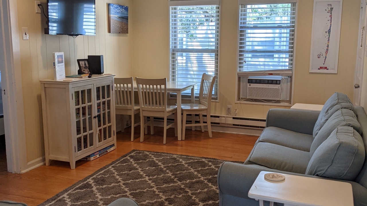 Photo of Livingroom in North Beach Haven