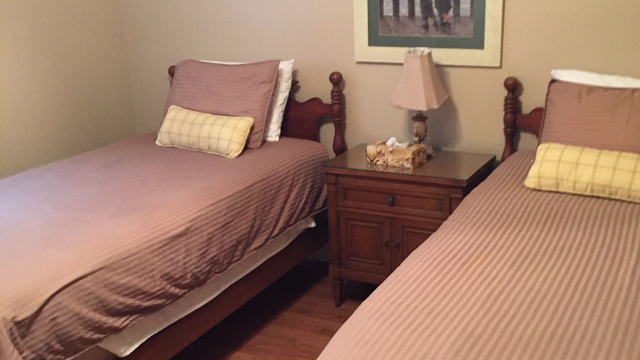 Photo of Bedroom in Guntersville
