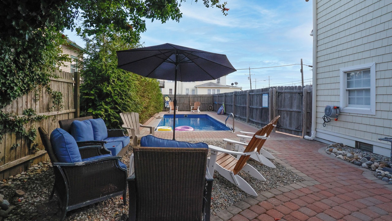 Photo of Patio Balcony in Beach Haven Crest