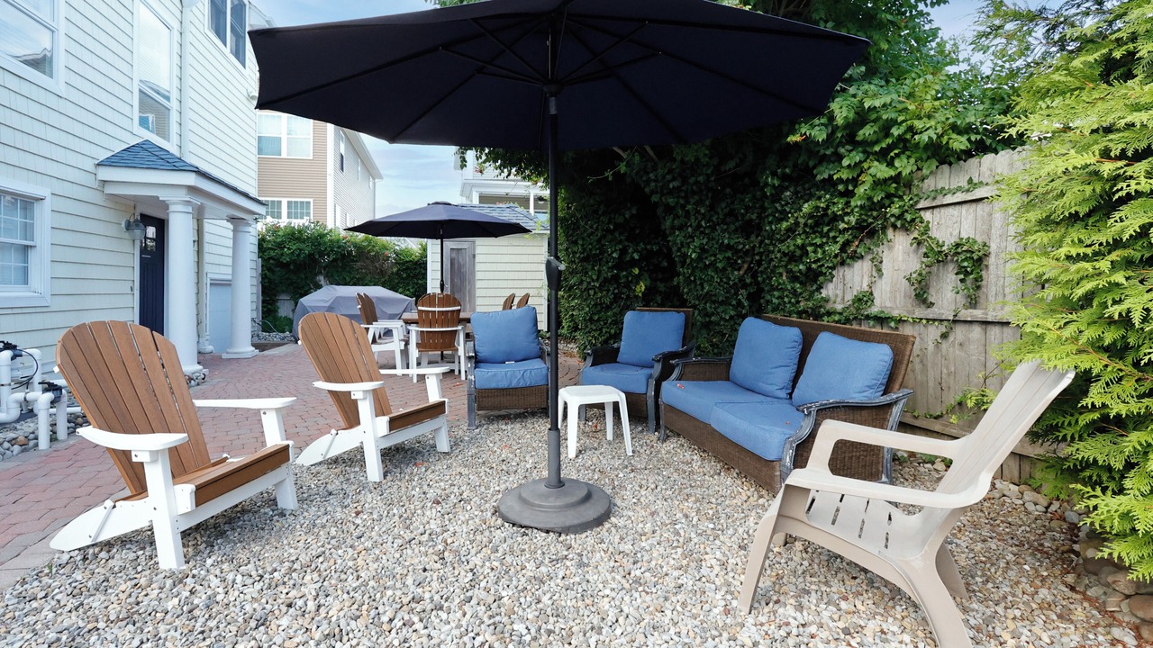 Photo of Patio Balcony in Beach Haven Crest