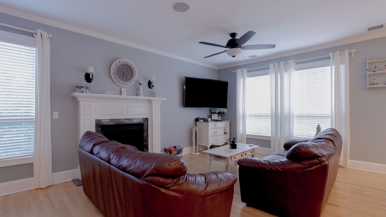 Photo of Livingroom in Beach Haven Crest