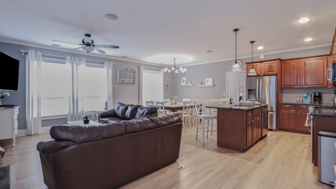 Photo of Livingroom in Beach Haven Crest