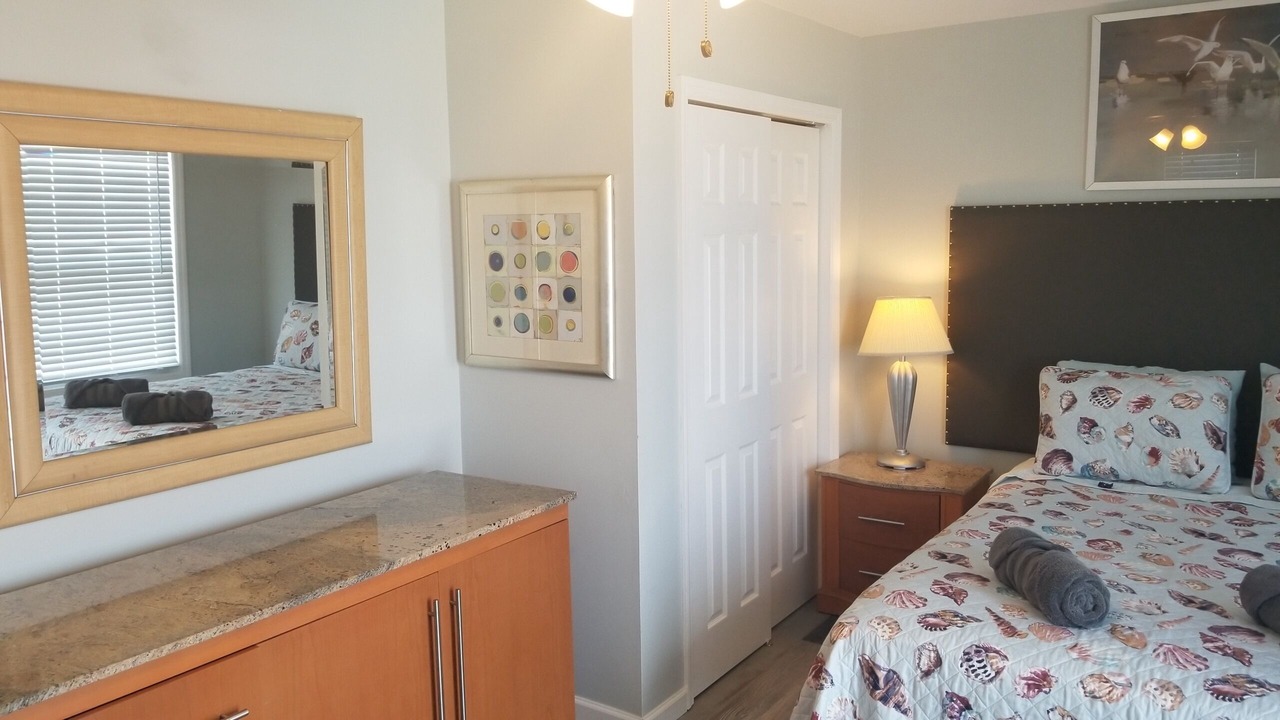 Photo of Bedroom in Seaside Heights