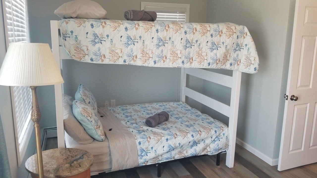 Photo of Bedroom in Seaside Heights