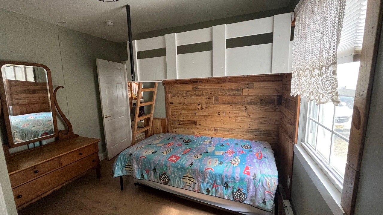 Photo of Bedroom in Ship Bottom