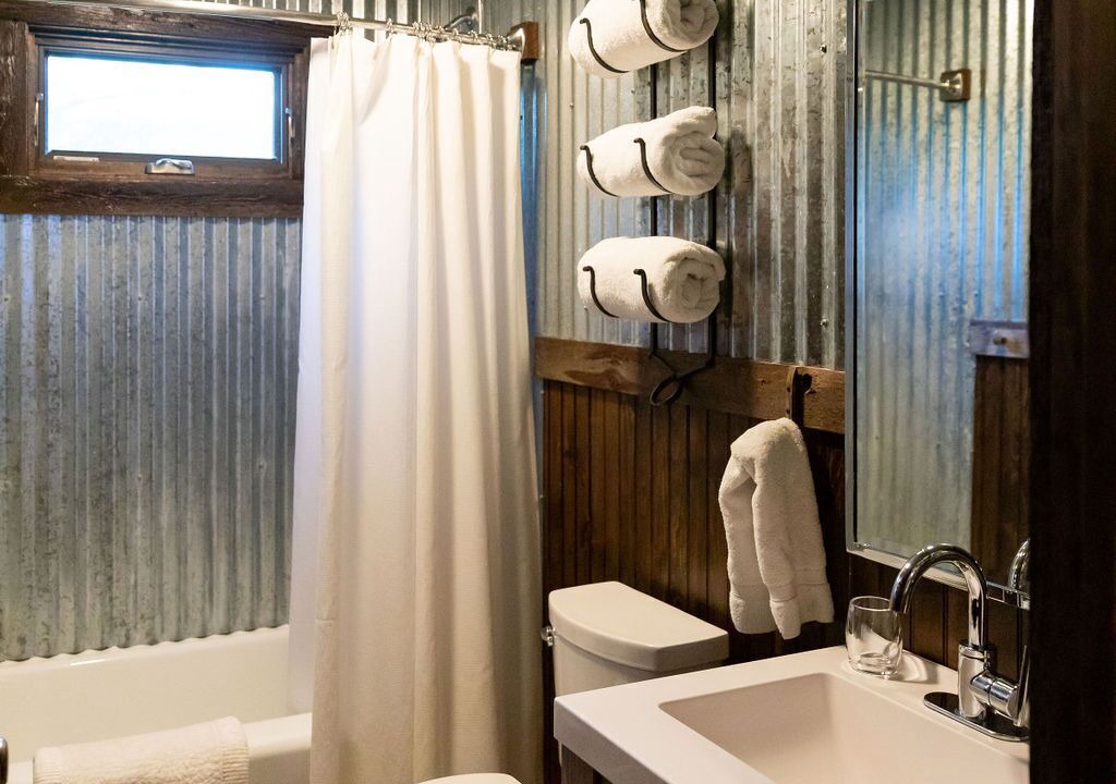Photo of Bathroom in Sugar Grove