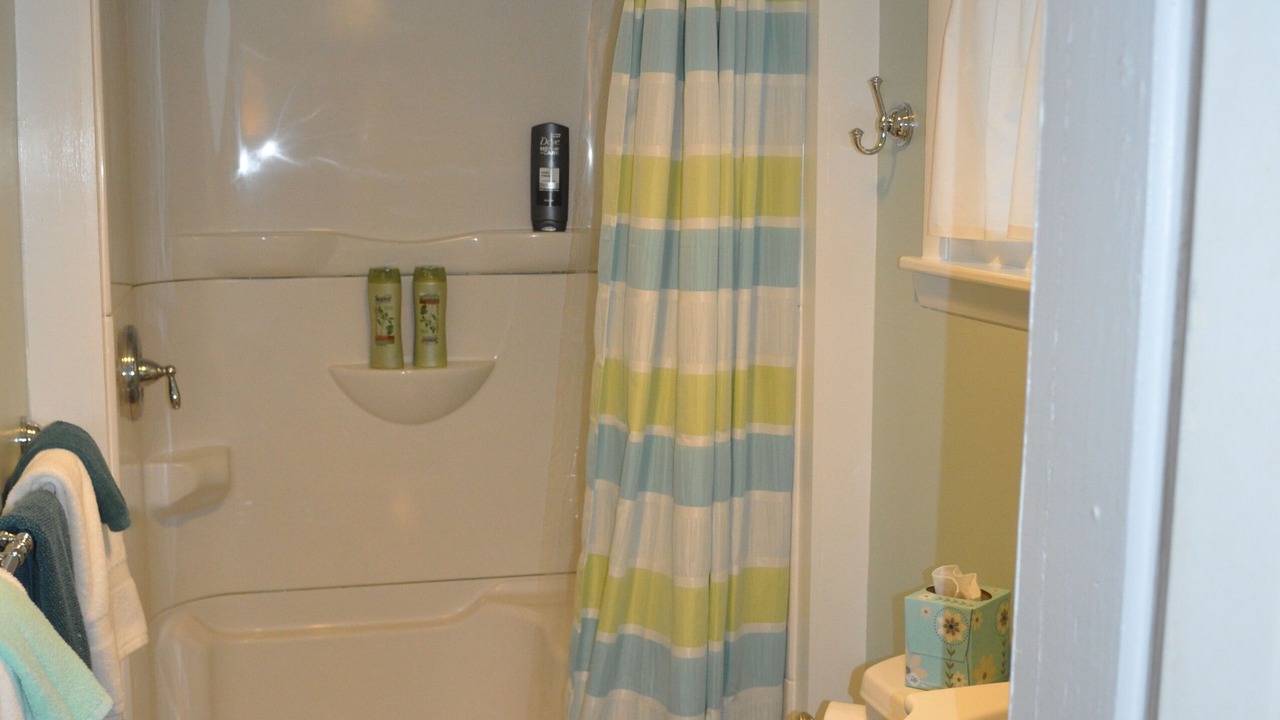 Photo of Bathroom in Neavitt