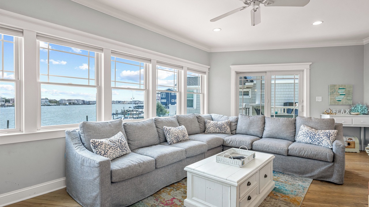 Photo of Livingroom in Ship Bottom