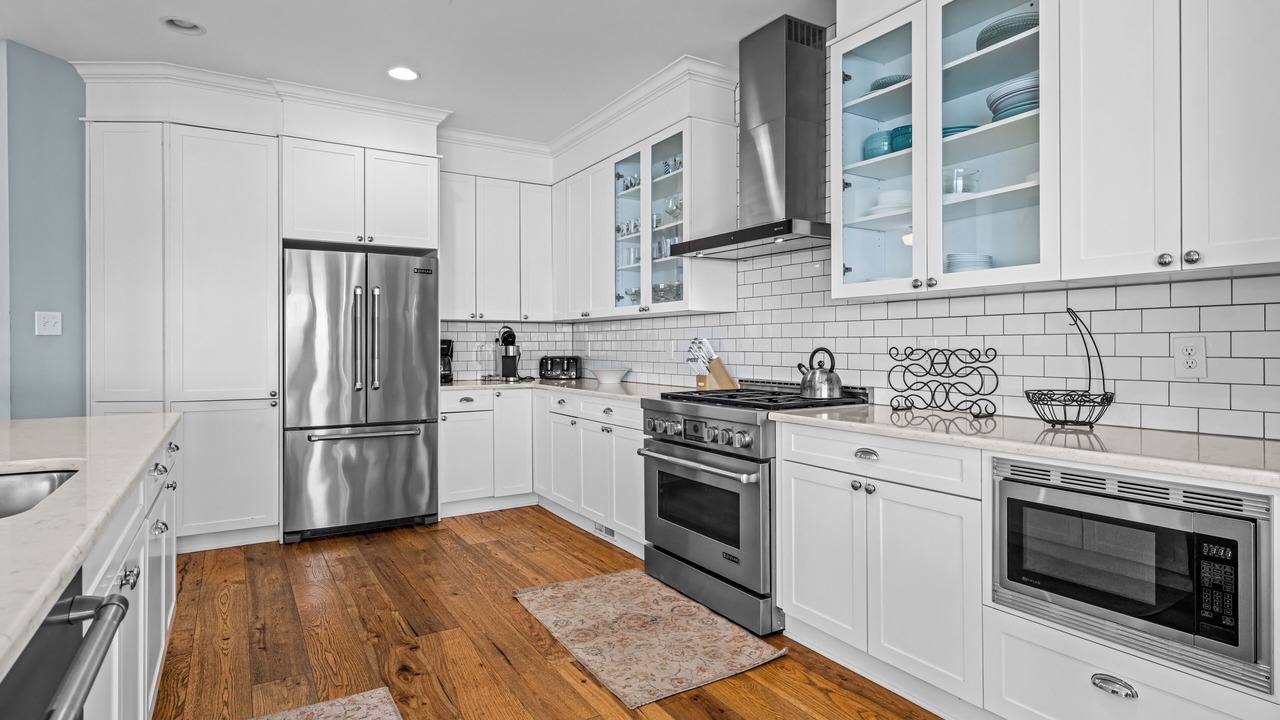 Photo of Kitchen in Ship Bottom