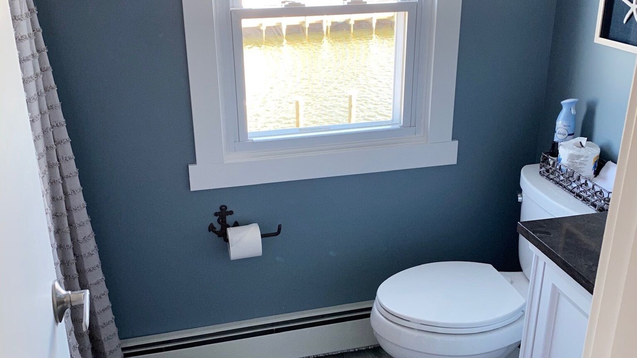 Photo of Bathroom in Beach Haven West