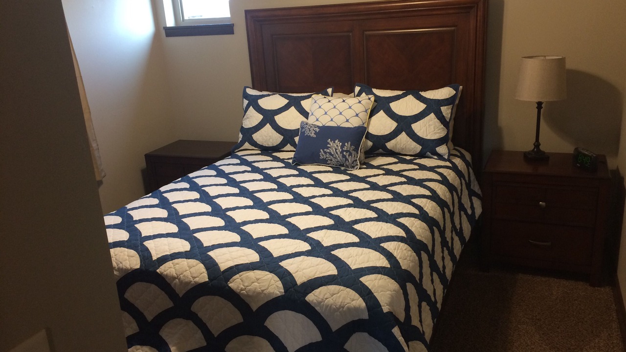 Photo of Bedroom in Arnolds Park