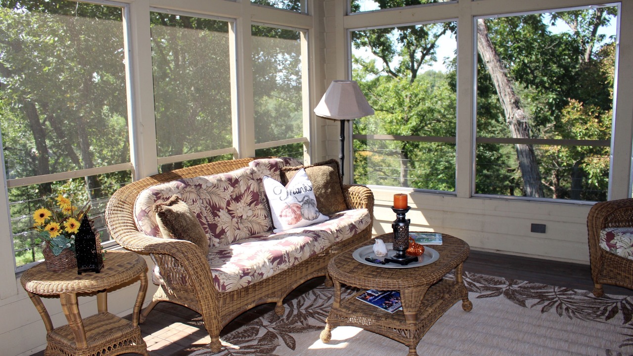 Photo of Livingroom in The Galena Territory