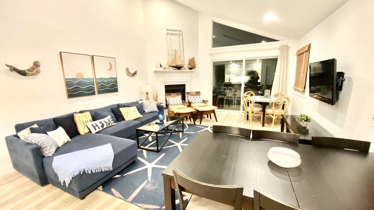 Photo of Livingroom in Avalon