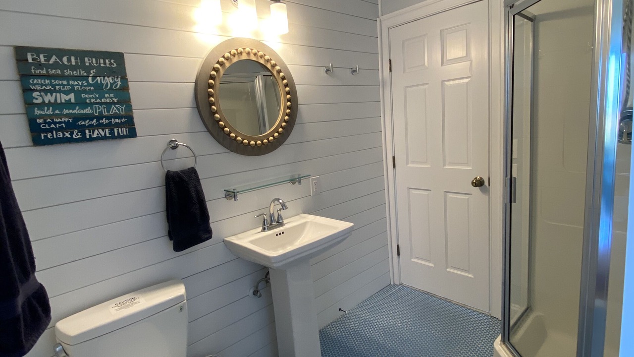 Photo of Bathroom in Chincoteague