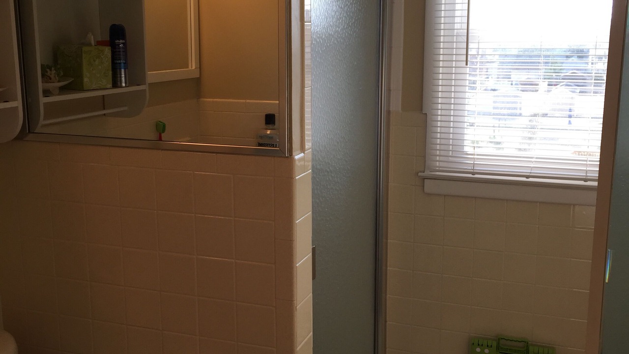 Photo of Bathroom in South Beach Haven